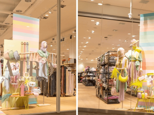 Etalage Cash Carry showroom tassen en mode Amsterdam