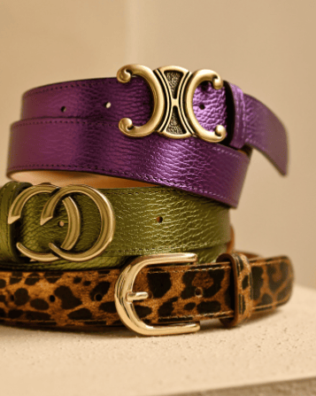 Drie leren riemen, metallic en panterprint.